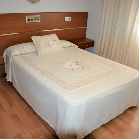 Ξενοδοχείο Canaima 2*